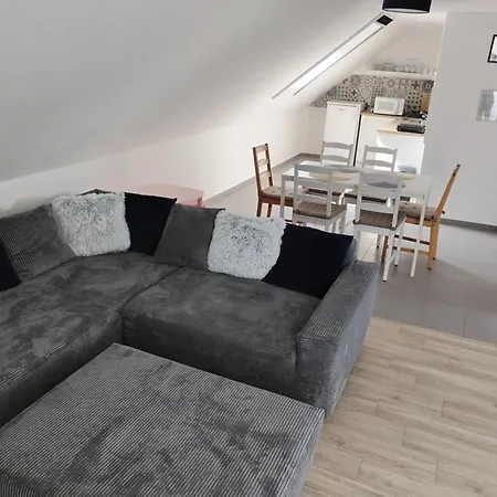 Apartman Doemper Doeme *