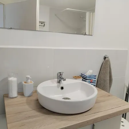 شقة Doemper Doeme بالاتوليلّي